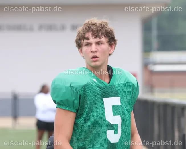 Talentierter Quarterback Sam Sollie, seit Kind Auburn-Fan, verpflichtet sich als erster Spieler für die Tigers der Klasse 2028