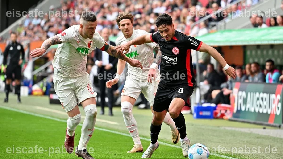 4:1 gegen Frankfurt: Der FC Augsburg ist Bundesliga-Tabellenführer. Ja, wirklich - Spiegel