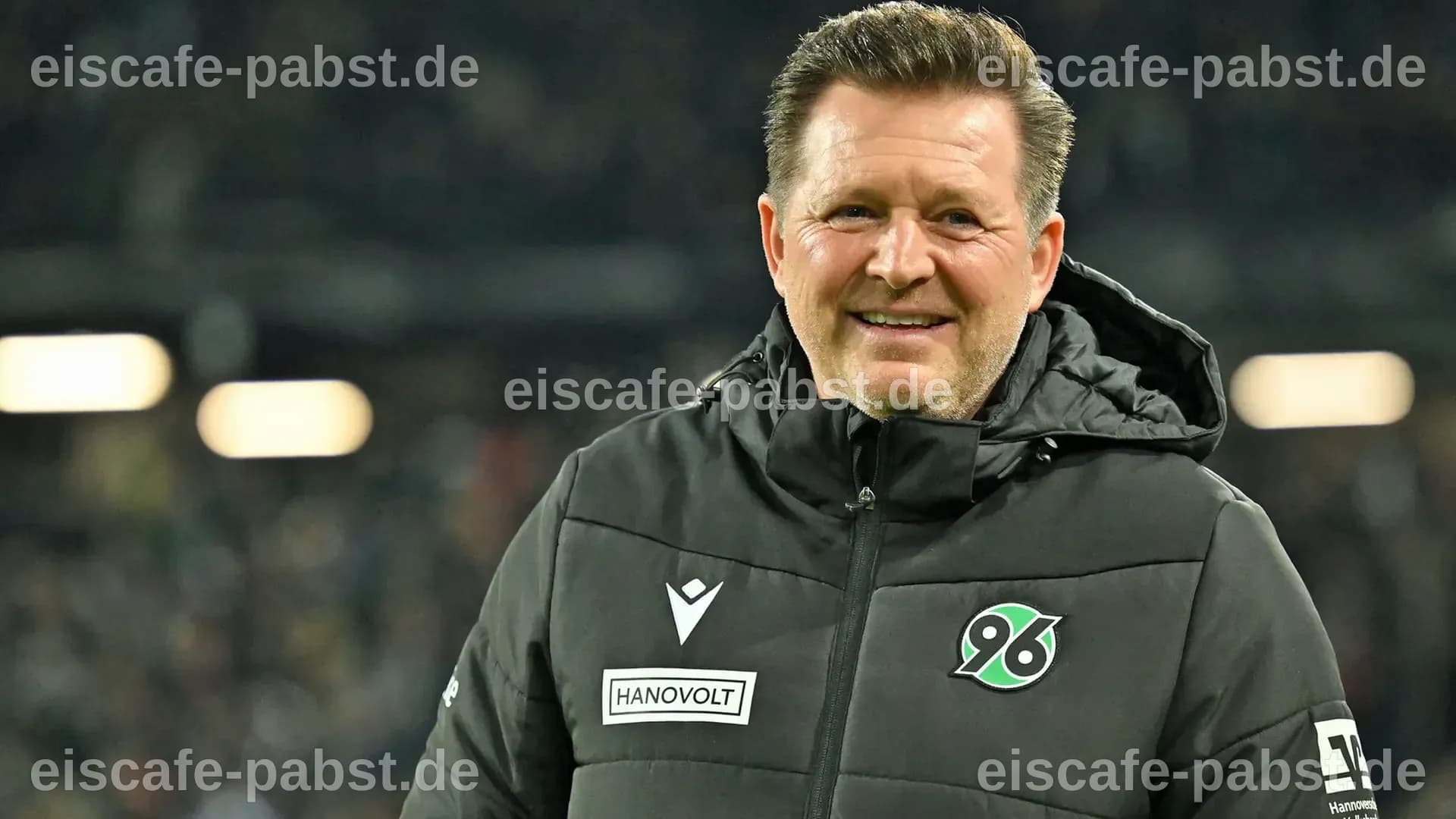 Hannover 96 trennt sich von Trainer Titz – übernimmt jetzt Sandro Wagner? - Spiegel