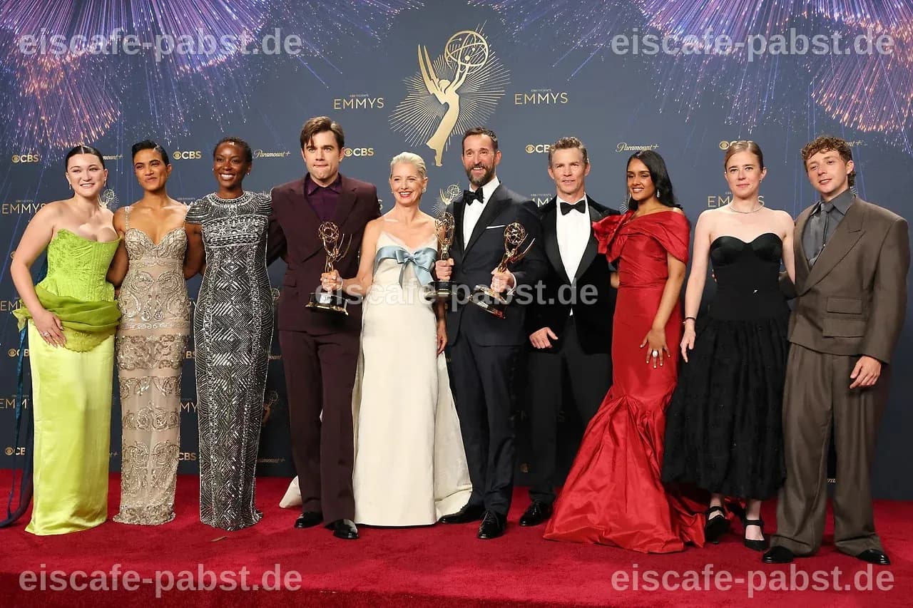 "Widow's Bay" und "The Pitt" räumen bei Emmys ab - tagesschau.de