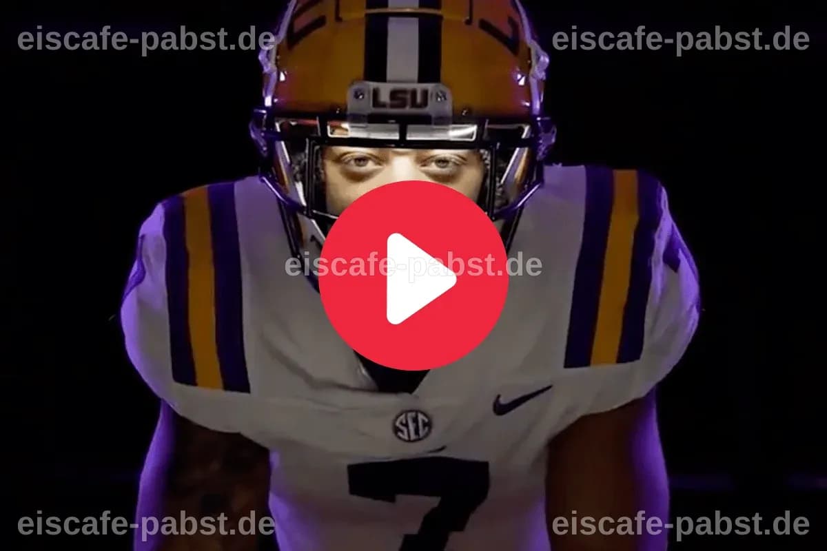 Who's wearing prestigious No. 7 jersey for LSU football this season?