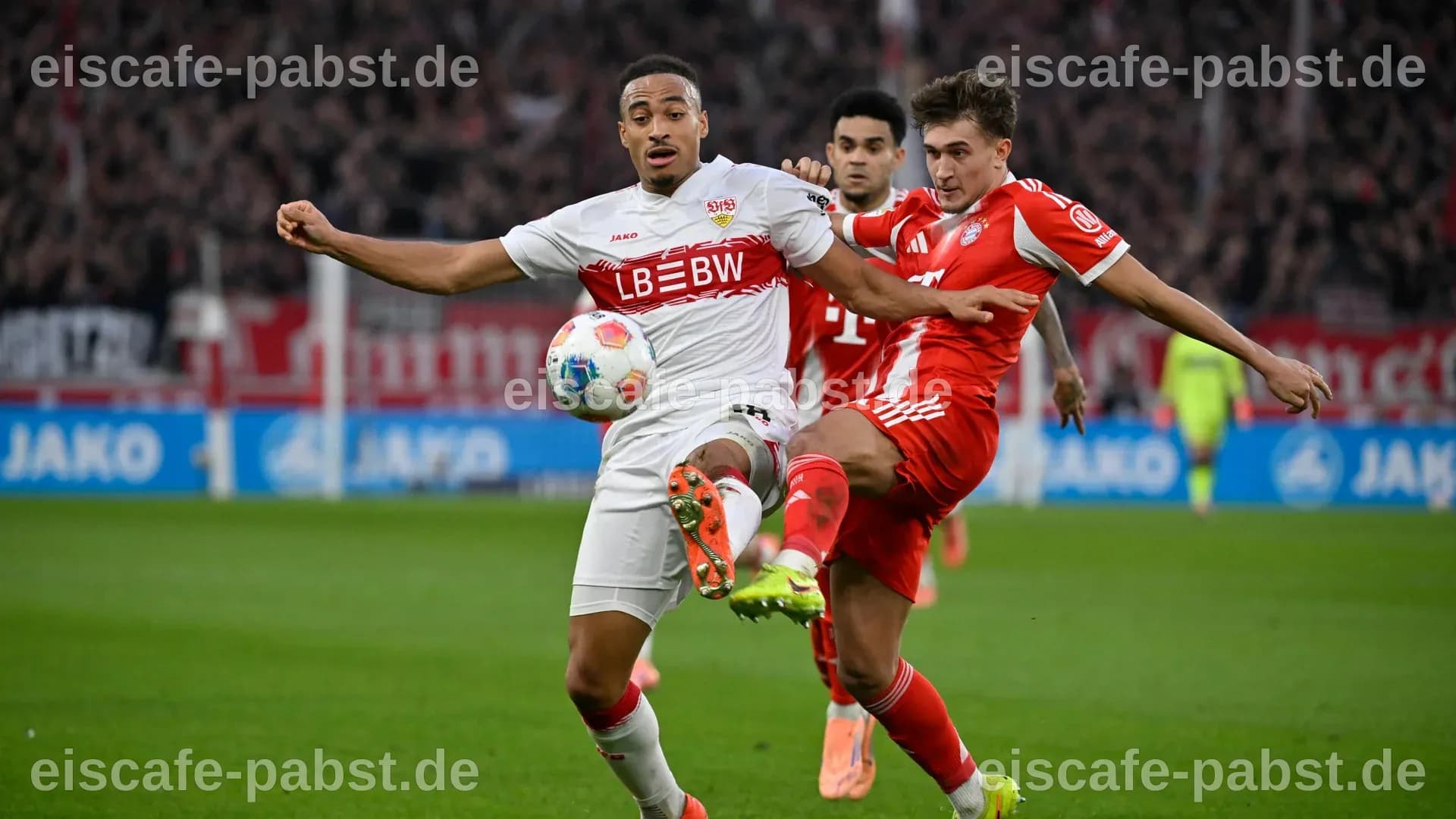 FC Bayern vs. VfB Stuttgart live: Kompany nimmt zwei Umstellungen vor - Joyn